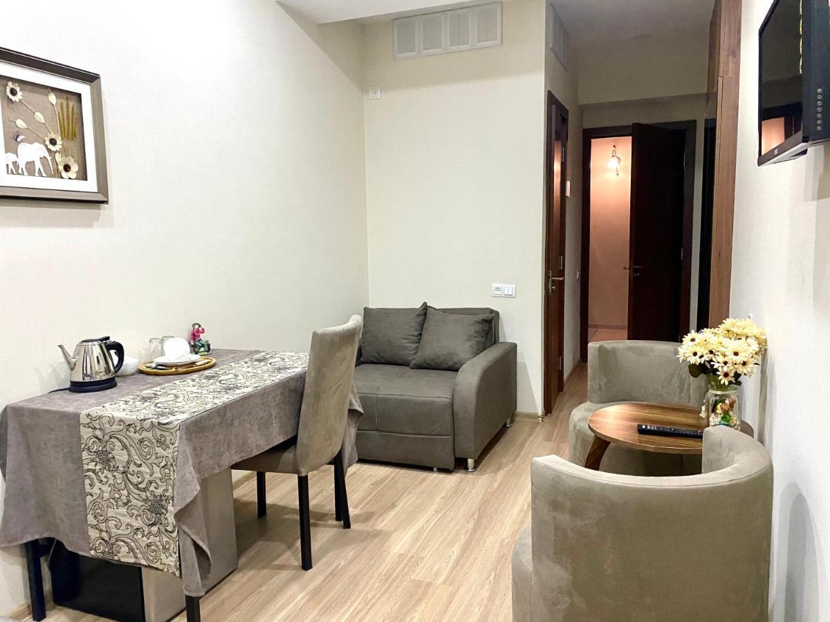 טביליסי Hotel Terrace מראה חיצוני תמונה