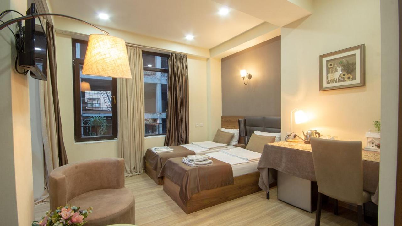 טביליסי Hotel Terrace מראה חיצוני תמונה