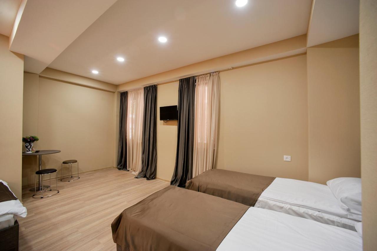 טביליסי Hotel Terrace מראה חיצוני תמונה